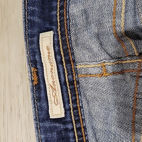 Anoname Jeans - Picture 4 of 12